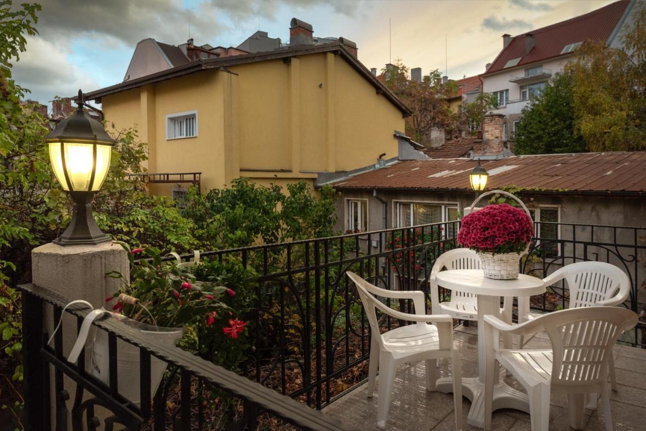 The White House Sofia Hotel Exterior photo